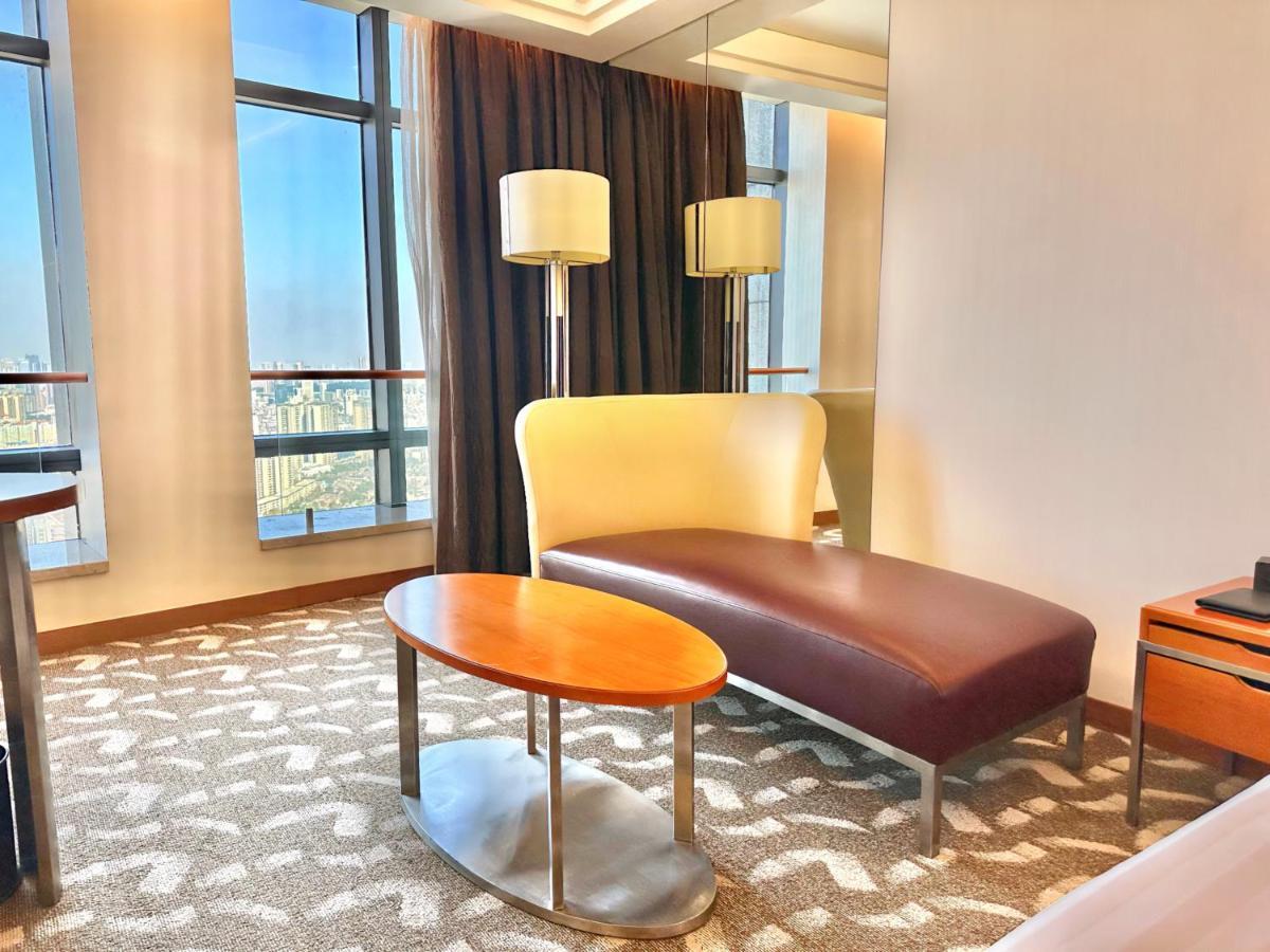 Swissotel Foshan, Guangdong - Free Shuttle To Canton Fair מראה חיצוני תמונה